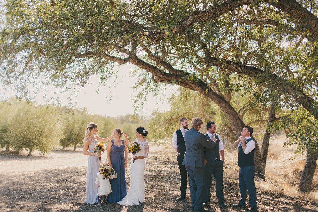 Elegant Backyard Wedding | Lindsey Gomes Photography_0021