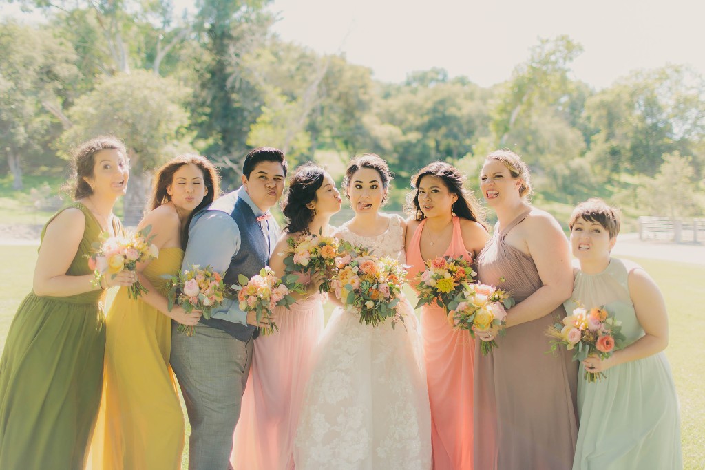 Sweet & Colorful Wedding| Lindsey Gomes Photography_0014