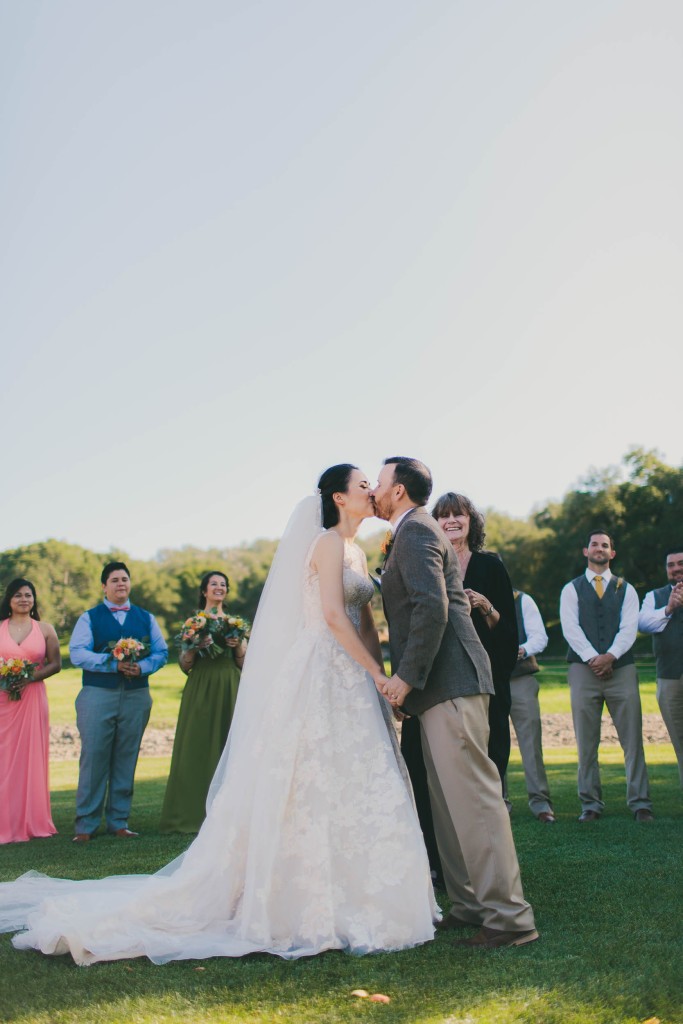Sweet & Colorful Wedding| Lindsey Gomes Photography_0035