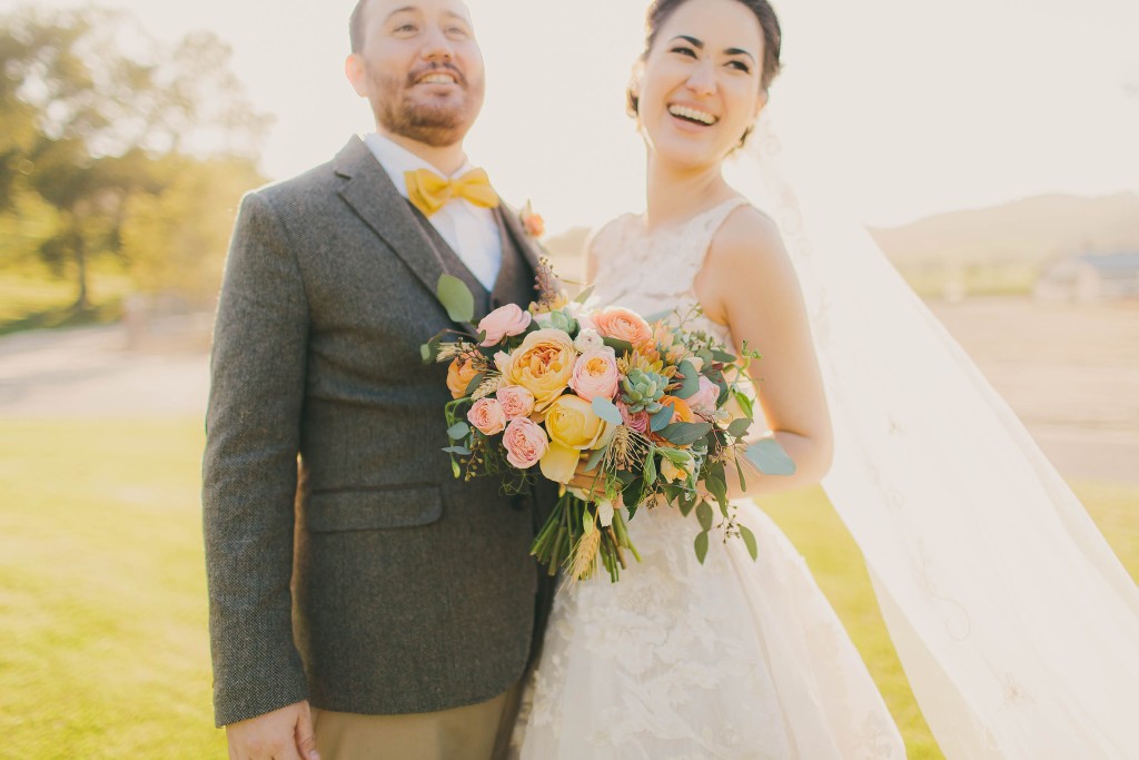 Sweet & Colorful Wedding| Lindsey Gomes Photography_0051